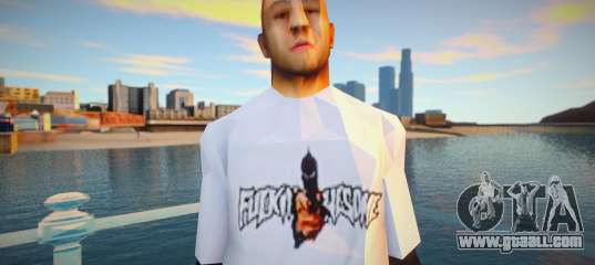 Omyst in a cute t-shirt