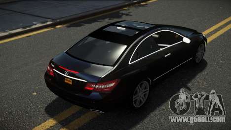 Mercedes-Benz E500 Lozvey for GTA 4