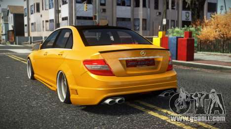 Mercedes-Benz C63 AMG Largu for GTA 4