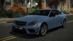 Mercedes-Benz C63 AMG Axury