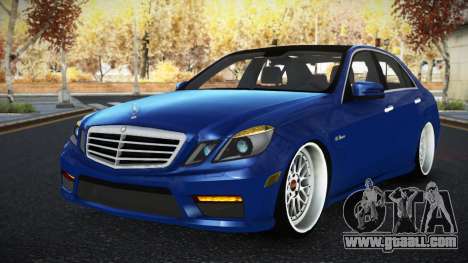 Mercedes-Benz E63 AMG Wefub for GTA 4