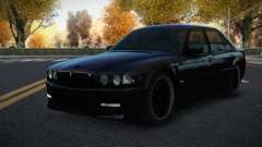 BMW 750i Xeeti