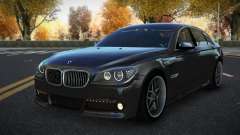 BMW 750Li Uqix