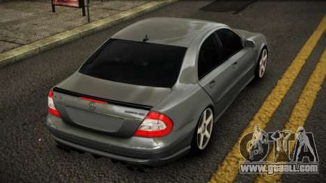 Mercedes-Benz E63 AMG Qurayedi for GTA 4