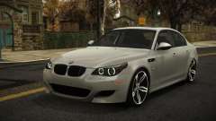 BMW M5 E60 Nupo