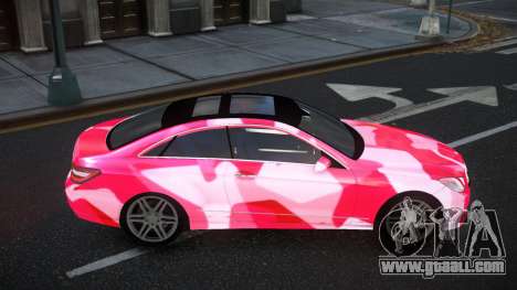 Mercedes-Benz E500 Mazorin S4 for GTA 4