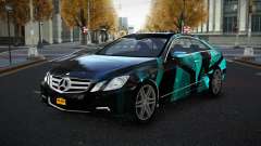 Mercedes-Benz E500 Mazorin S13 for GTA 4