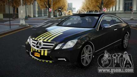 Mercedes-Benz E500 Mazorin S11 for GTA 4