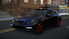 Mercedes-Benz E63 AMG Rezaxovig for GTA 4