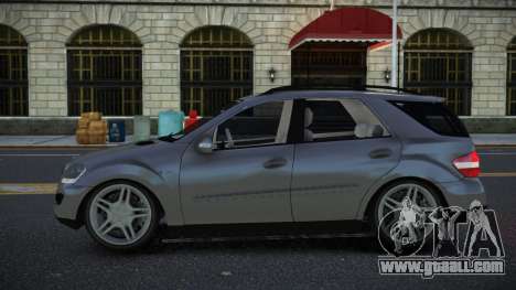 Mercedes-Benz ML63 AMG Xabecuqu for GTA 4