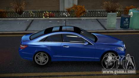 Mercedes-Benz E500 Ashah for GTA 4