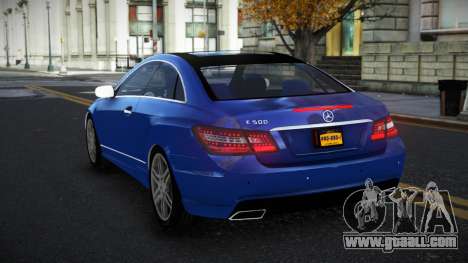 Mercedes-Benz E500 Ashah for GTA 4
