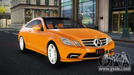 Mercedes-Benz E500 Xirefogu for GTA 4