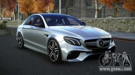 Mercedes-Benz E63 AMG Pipagoka for GTA 4