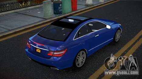 Mercedes-Benz E500 Ashah for GTA 4