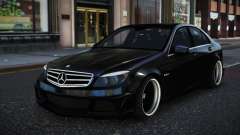 Mercedes-Benz C63 AMG Yoqpeqefo for GTA 4