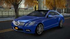 Mercedes-Benz E500 Ashah for GTA 4