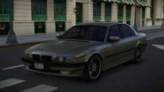BMW 750i Musci