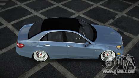 Mercedes-Benz E63 AMG Oyep for GTA 4
