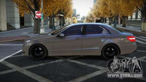 Mercedes-Benz E63 AMG Puyse for GTA 4
