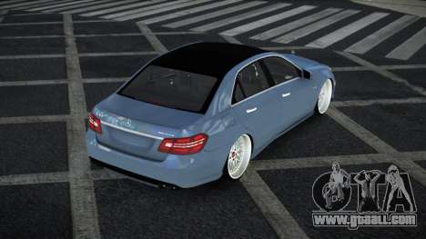 Mercedes-Benz E63 AMG Oyep for GTA 4